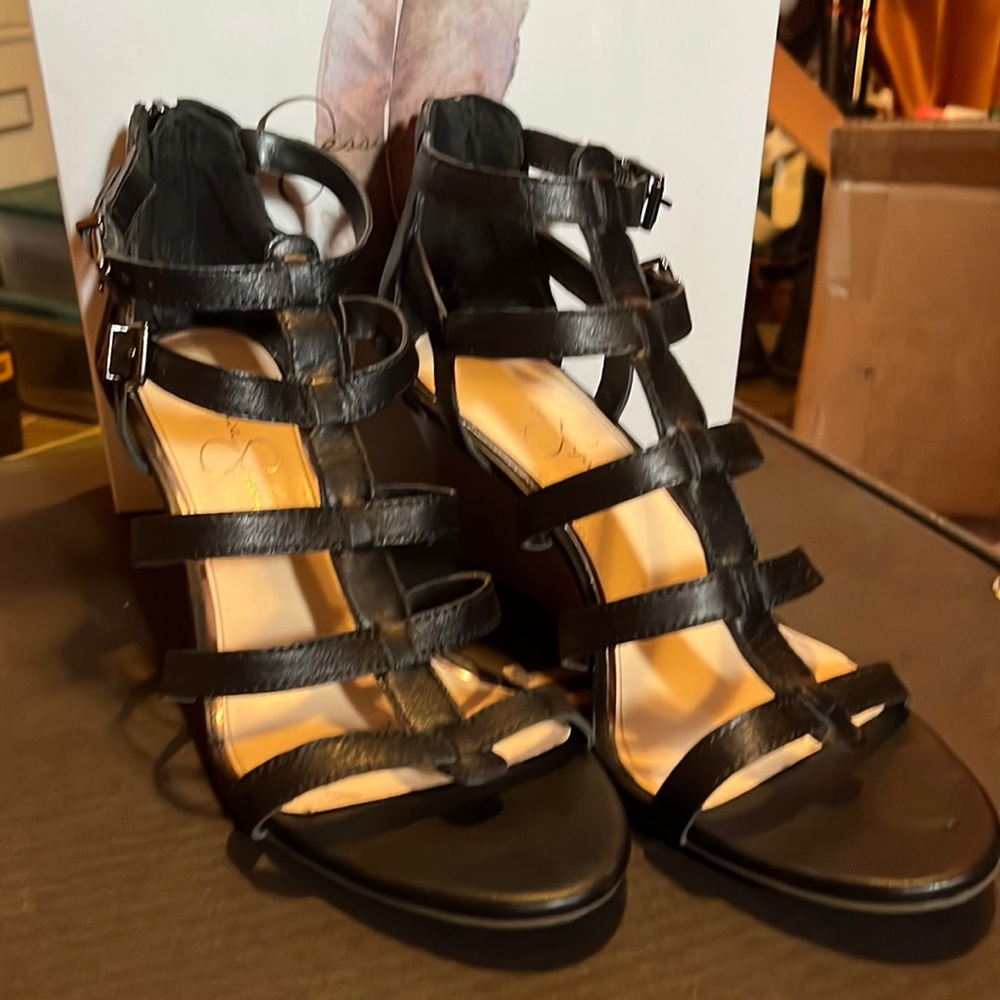 Jessica Simpson. Shalon  New in box. Size 10 never worn.